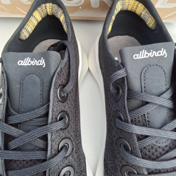 Woman's all birds sneakers - Picture 3 of 6